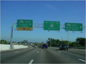 le jeune highway sign